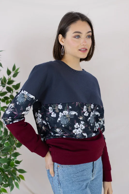 Sweater Mia Dark Winter Flowers