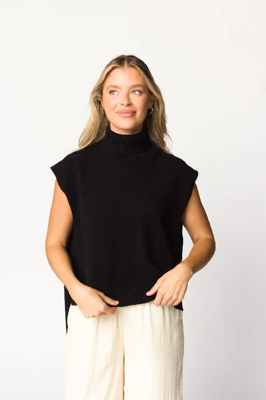 Kat High-Low Turtleneck Sweater in Black