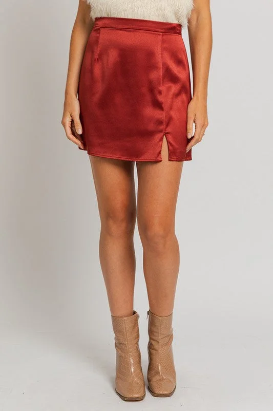 Holly Point Slit Mini Skirt