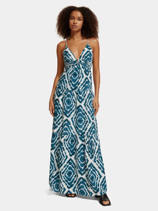 V-neck tie-dyed maxi strap dress